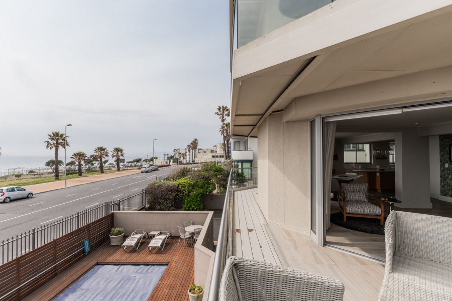 3 Bedroom Property for Sale in Mouille Point Western Cape